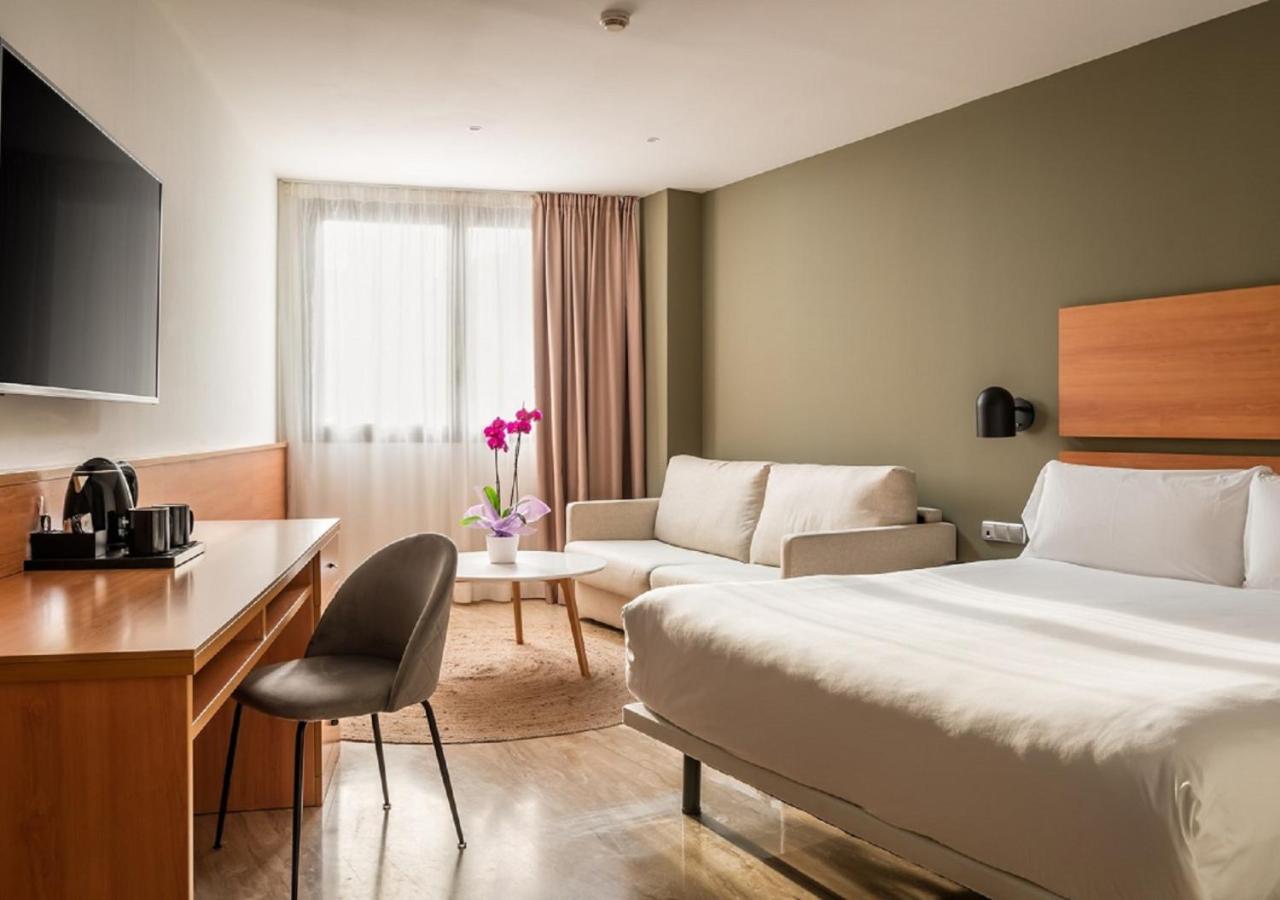 Hotel Sb Express Tarragona Ngoại thất bức ảnh