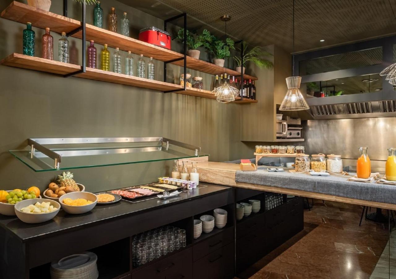 Hotel Sb Express Tarragona Ngoại thất bức ảnh