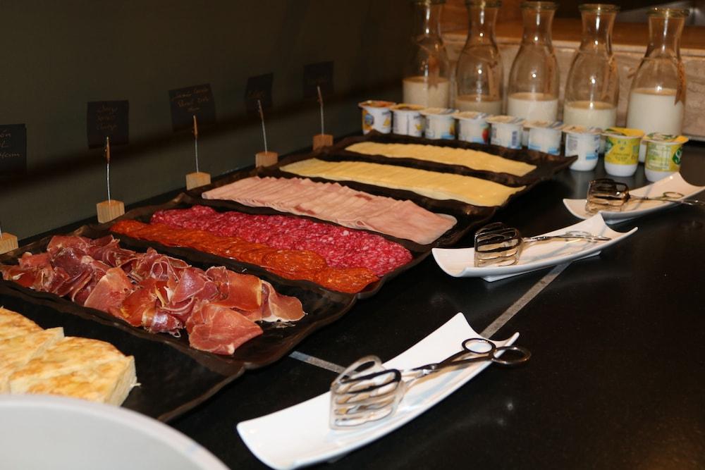 Hotel Sb Express Tarragona Ngoại thất bức ảnh