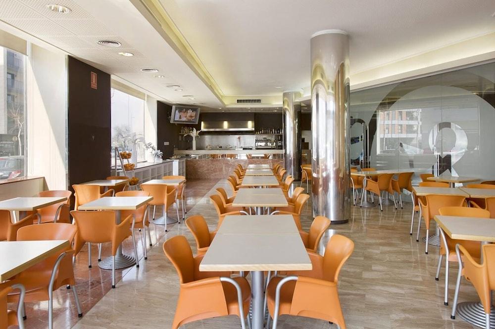 Hotel Sb Express Tarragona Ngoại thất bức ảnh