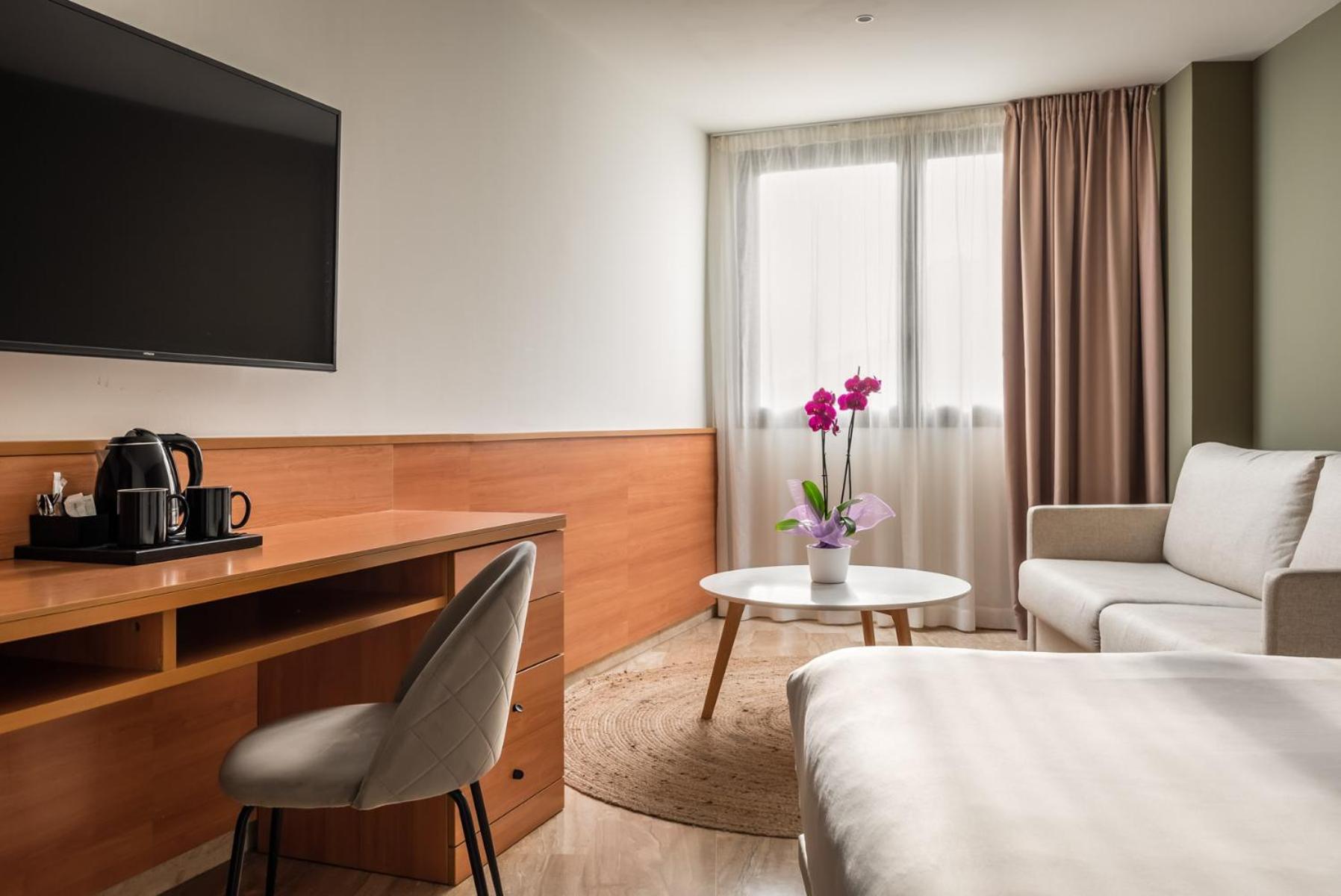 Hotel Sb Express Tarragona Phòng bức ảnh